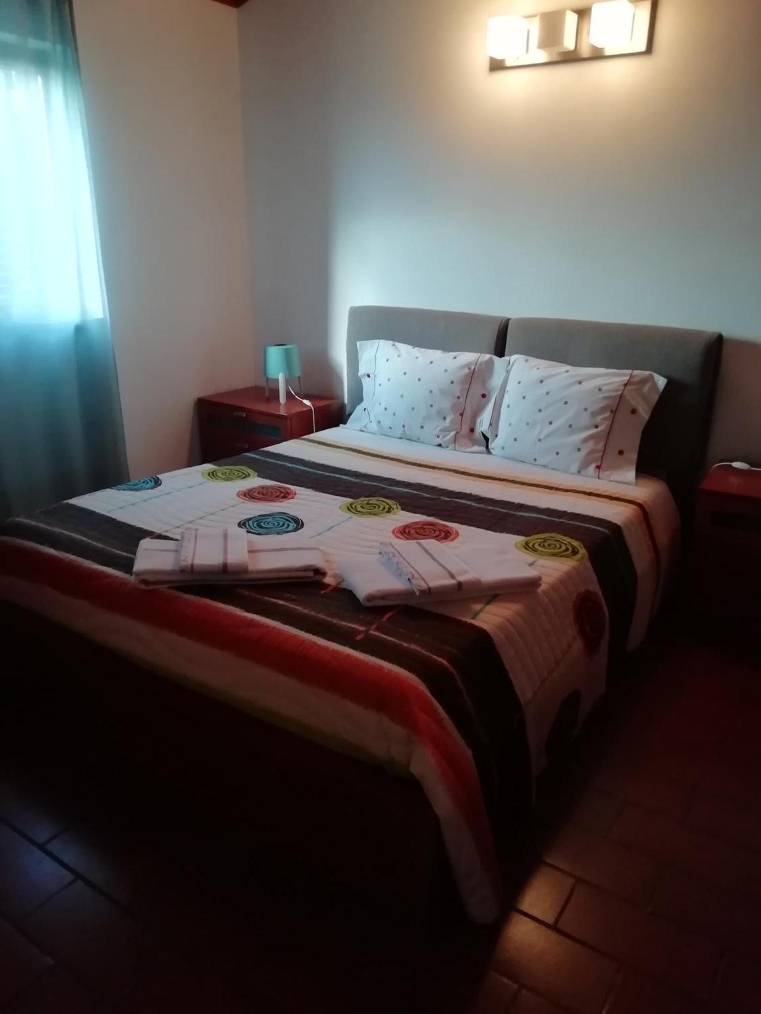 Villa Casa Do Batista à Britiande Chambre photo